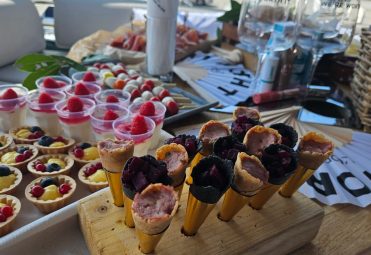 Catering on board - charter catering - yacht - boat - finger food - canapes - small bites - influencers - Croatia - Istria Cooking