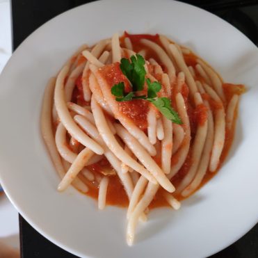 Private lunch experience - gourmet experience - catering - foodies - cake - sweet table - meals - courses - Umag - Istria Cooking