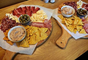 Istrian cuisine - snacks - charcuterie board - buffet catering - birthday - celebration - Kavran - Marčana - Istria Cooking Istrian cuisine - snacks - charcuterie board - buffet catering - birthday - celebration - Kavran - Marčana - Istria Cooking