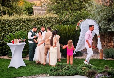 Villa wedding - weddings - catering - buffet - finger food - dessert table - cake - decorations - couple - newlyweds - Istria Cooking